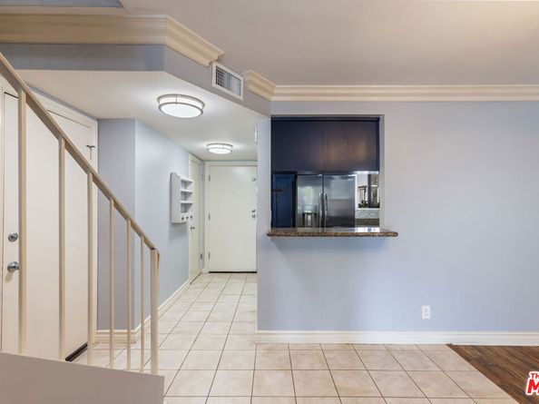 15215 Magnolia Boulevard 131, Sherman Oaks CA 91403