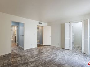 15215 Magnolia Boulevard 131, Sherman Oaks CA 91403