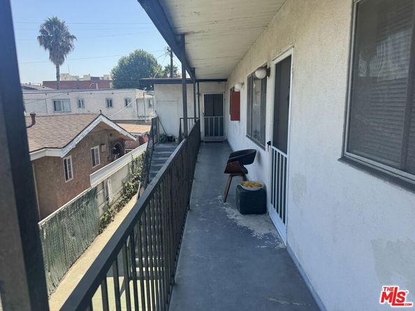 126 S Vendome Street, Los Angeles CA 90057
