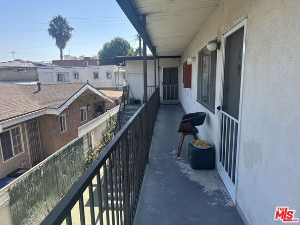 126 S Vendome Street, Los Angeles CA 90057