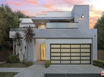 926 N Crescent Heights Boulevard