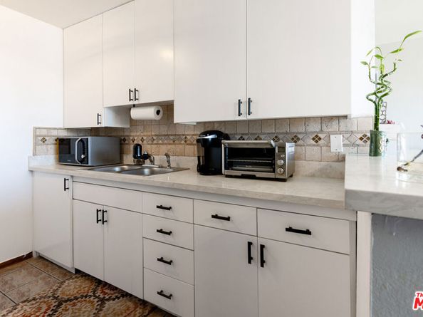 23901 Civic Center Way 107, Malibu CA 90265