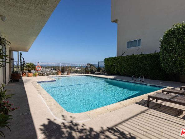 23901 Civic Center Way 107, Malibu CA 90265