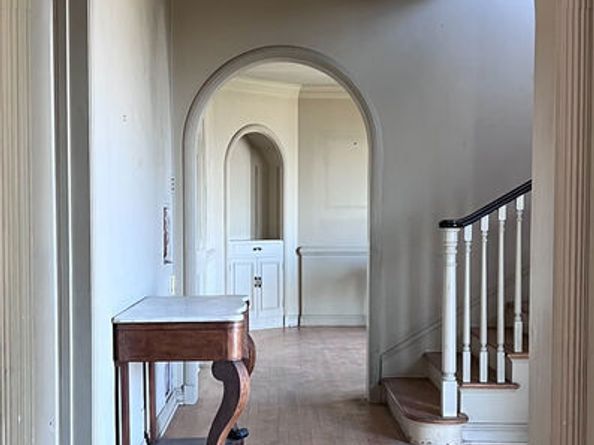 3775 Amesbury Road, Los Angeles CA 90027