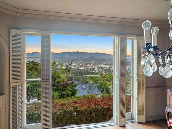 3775 Amesbury Road, Los Angeles CA 90027