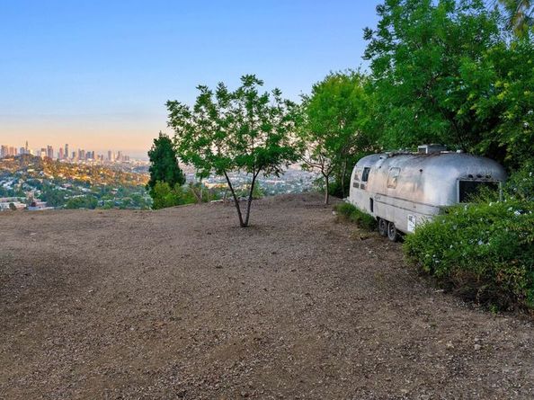 3775 Amesbury Road, Los Angeles CA 90027