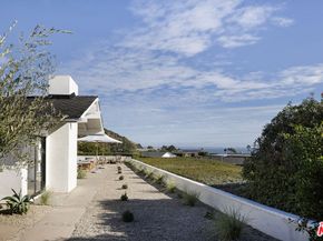 20374 Seaboard Road, Malibu CA 90265