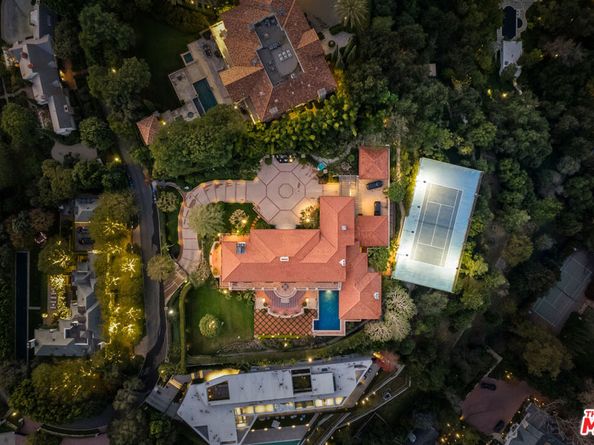 642 Siena Way, Los Angeles CA 90077