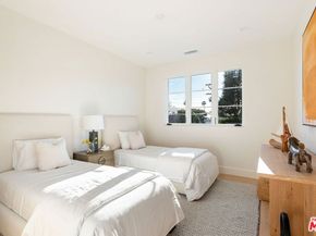 3662 Stoner Avenue, Los Angeles CA 90066