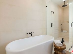 3662 Stoner Avenue, Los Angeles CA 90066