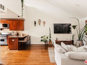 3965 Moore Street 104, Los Angeles CA 90066