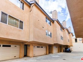 3965 Moore Street 104, Los Angeles CA 90066