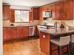 3965 Moore Street 104, Los Angeles CA 90066