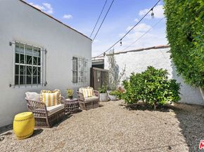 2030 S Redondo Boulevard, Los Angeles CA 90016