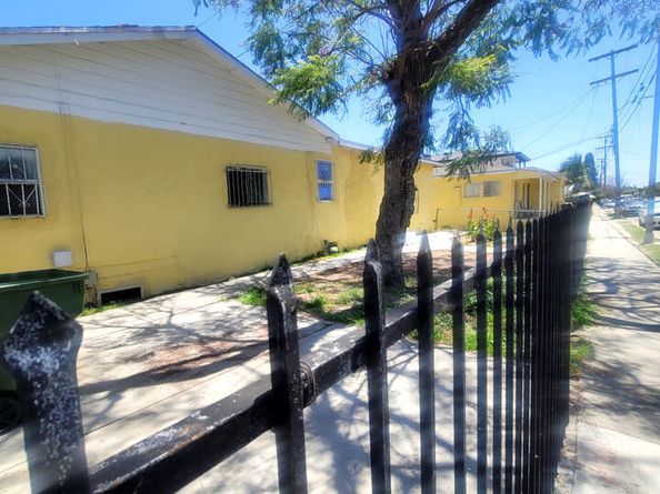 1854 E 92nd Street, Los Angeles CA 90002
