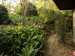 2059 Barnett Way, Los Angeles CA 90032