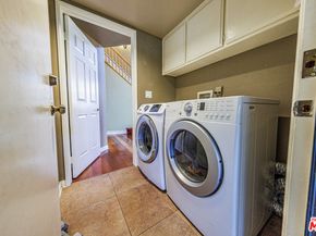 7721 Atron Avenue, West Hills CA 91304