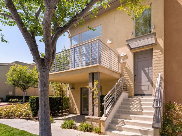 5449 Strand 101, Hawthorne CA 90250