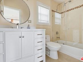 1526 Parmer Avenue, Los Angeles CA 90026