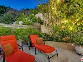 1526 Parmer Avenue, Los Angeles CA 90026