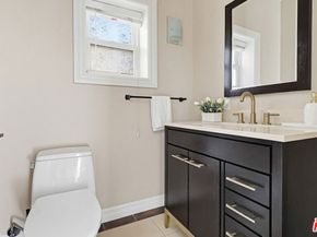 1526 Parmer Avenue, Los Angeles CA 90026