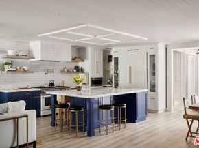 204 Pearl Avenue, Newport Beach CA 92662