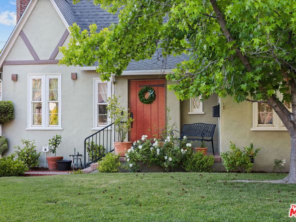 1117 Viscano Drive, Glendale CA 91207
