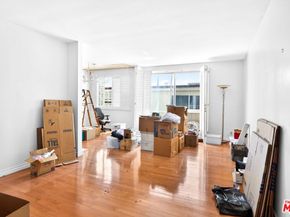 901 10th Street 307, Santa Monica CA 90403