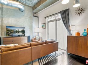 645 W 9th Street 715, Los Angeles CA 90015