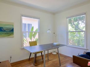 510 Venice Way, Venice CA 90291