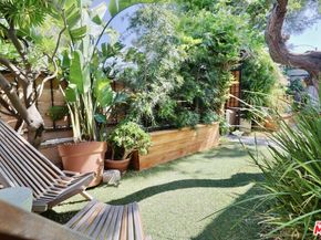 510 Venice Way, Venice CA 90291