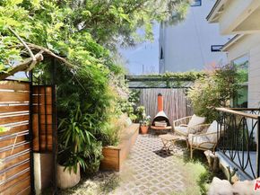 510 Venice Way, Venice CA 90291