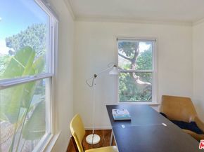 510 Venice Way, Venice CA 90291