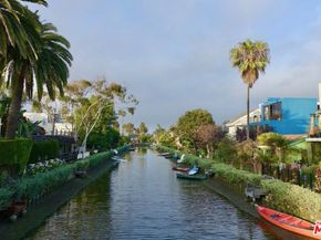 510 Venice Way, Venice CA 90291