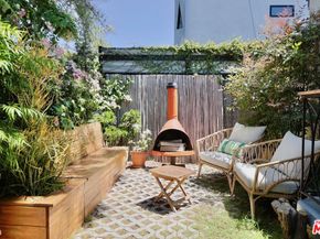 510 Venice Way, Venice CA 90291