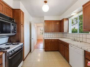 5801 Willis Avenue, Van Nuys CA 91411