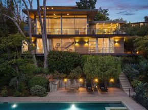 901 Kenter Way, Los Angeles CA 90049