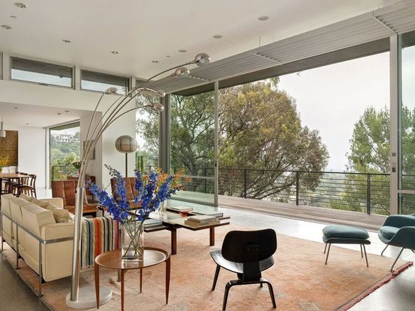 901 Kenter Way, Los Angeles CA 90049