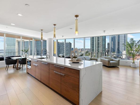 888 W E Street 1001, San Diego CA 92101