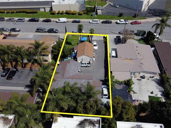 565 N Beech St, Escondido CA 92025