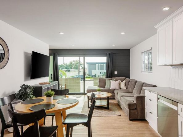 2138 2140 Reed Ave, San Diego CA 92109