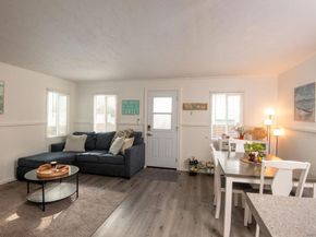 2138 2140 Reed Ave, San Diego CA 92109