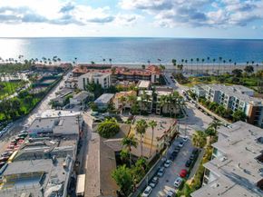 8121 Camino Del Sol 101, San Diego CA 92037