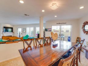 8121 Camino Del Sol 101, San Diego CA 92037