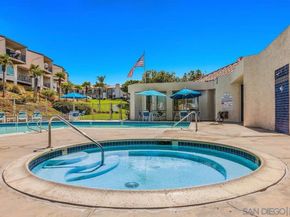 6677 Paseo Del Norte F, Carlsbad CA 92011