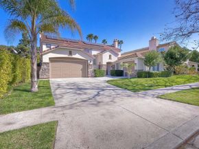 993 Hawthorne Creek Dr, Chula Vista CA 91914