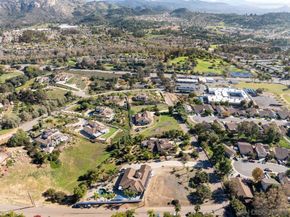 26025 Jack Rabbit Acres, Escondido CA 92026