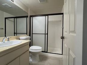 672 Chateau Place, Escondido CA 92029