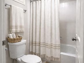 672 Chateau Place, Escondido CA 92029