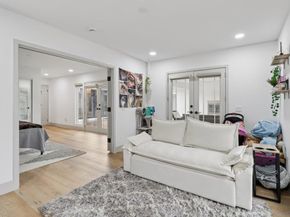 43 Corte Maria Ave, Chula Vista CA 91910